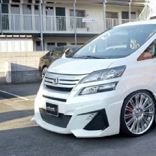 Modifikasi Toyota Vellfire Sporty Garapan Wald, Aristokrat yang Sporty!