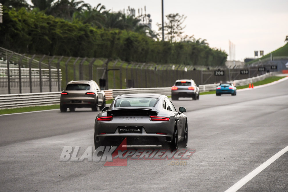 911 Carrera S berikan akselerasi menyenangkan