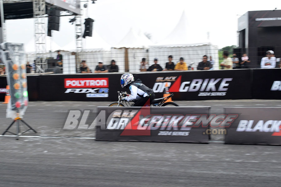 Black Drag Bike Surabaya 2024