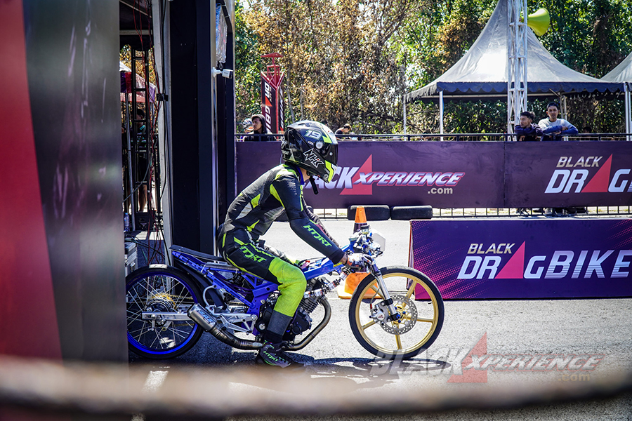 Start Line dan Aksi Dragster di Black Drag Bike 2023 Sidoarjo