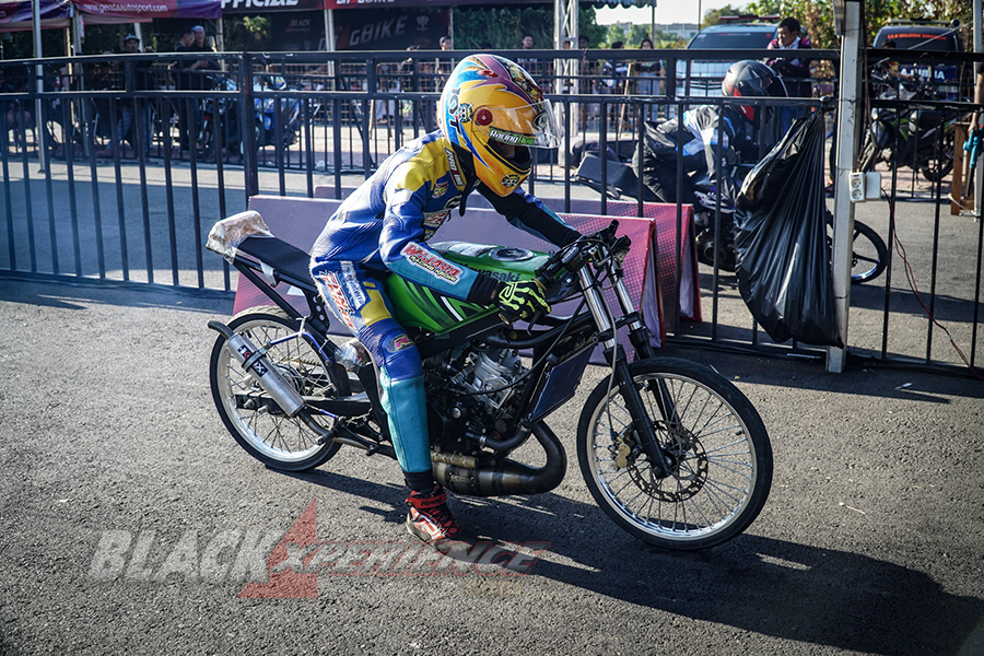 Start Line dan Aksi Dragster di Black Drag Bike 2023 Sidoarjo