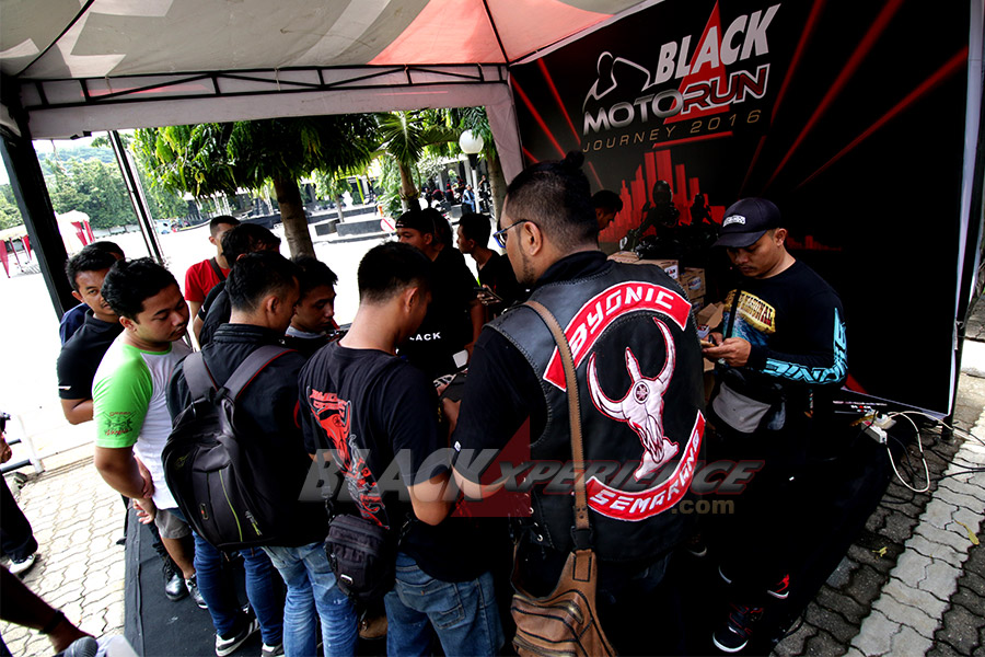 Black Motorun Journey 2016