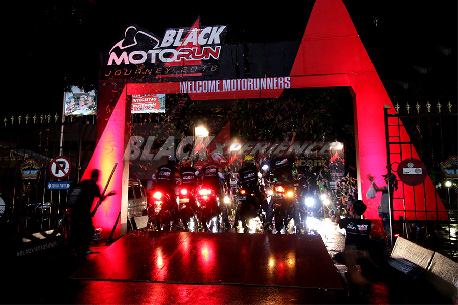 Black Motorun Journey 2016