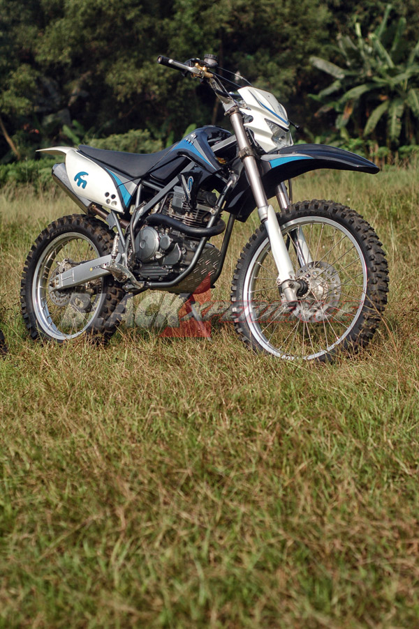  Modifikasi Yamaha Scorpio Trail Custom nan Kekar 