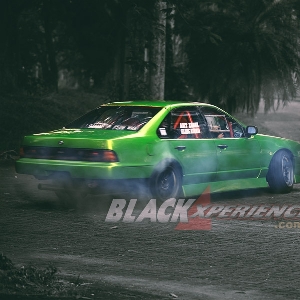 Modifikasi Nissan Cefiro : The Green Ruthless