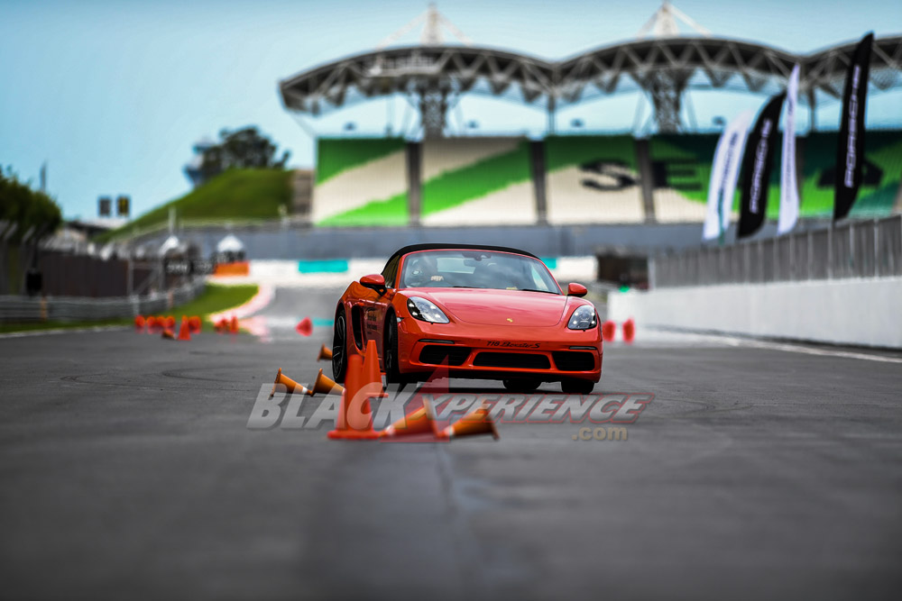 Slalom bersama 718 Boxster S