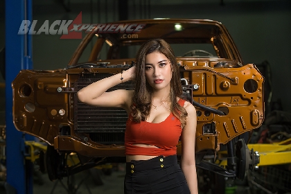 Evelyn Geraldine, Penasaran Suka Motor Apa ya?