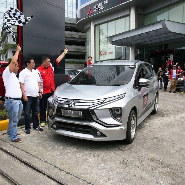 X-MOC Kompak Adakan City Tour de Happiness