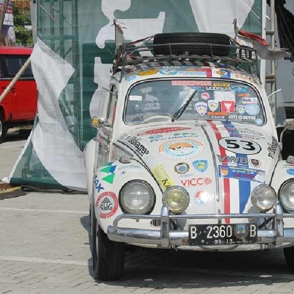 Yudi Herbie Berhasil Keliling Indonesia dengan Volkswagen Bettle Klasik 1961