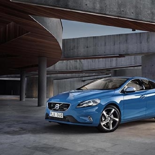 Volvo V40 Baru Datang di 2016, XC40 Menyusul Dua Tahun Berikutnya