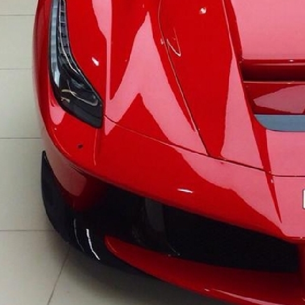 Dibeli Sejak Tahun Lalu, Ferrari LaFerrari Ini Tidak Pernah Digunakan