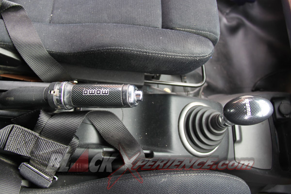 Shiftknob dan tuas hand brake by Momo