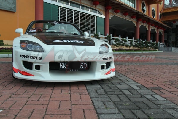 Gaya Modifikasi S2000 New Dimension