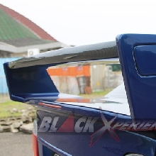 Rear wing