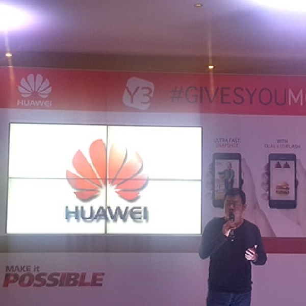 Huawei Y3 Resmi Luncur, Ponsel Batik Khas Indonesia